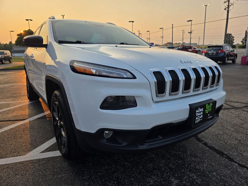 2017 Jeep Cherokee Image 4