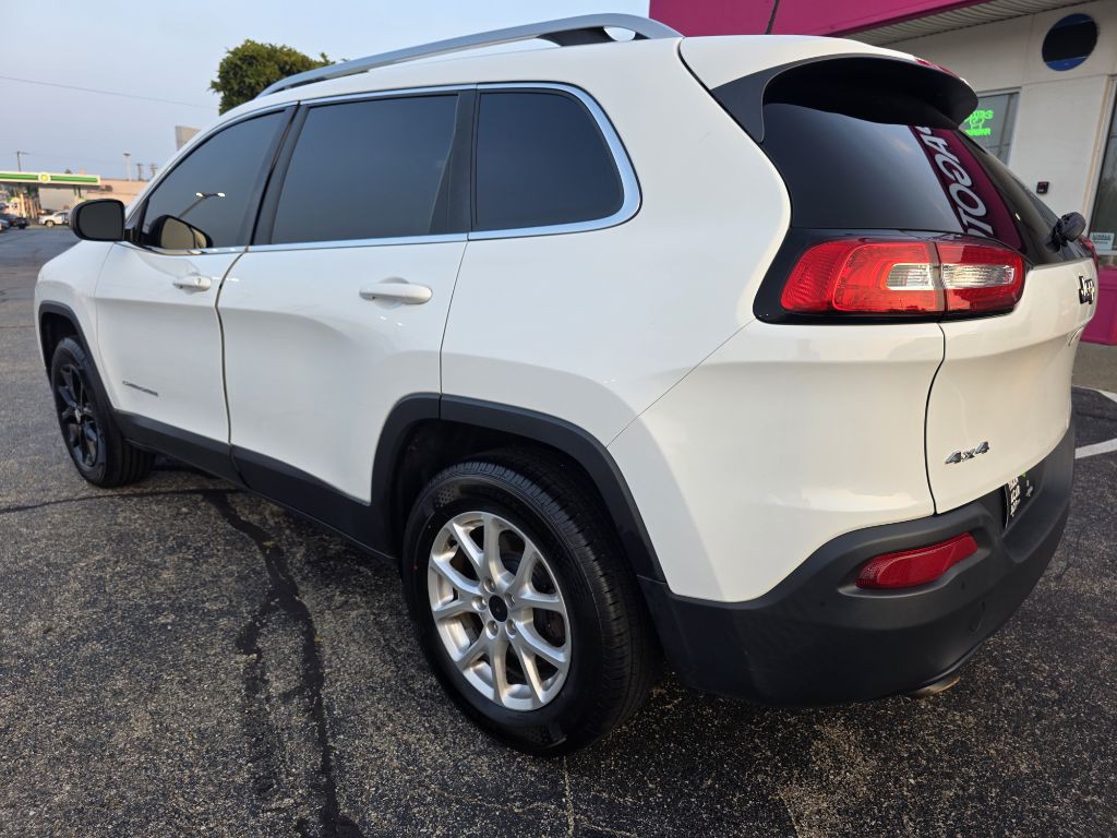 2017 Jeep Cherokee Image 15