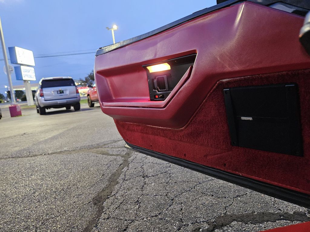 1987 Chevrolet Corvette Image 16