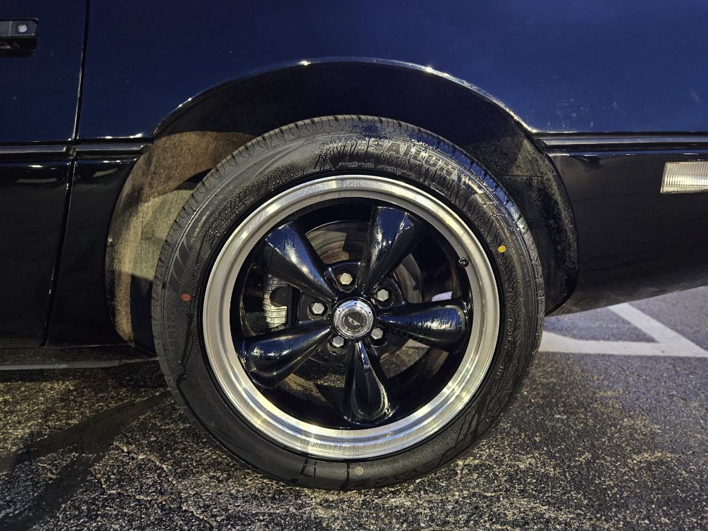 1987 Chevrolet Corvette Image 42