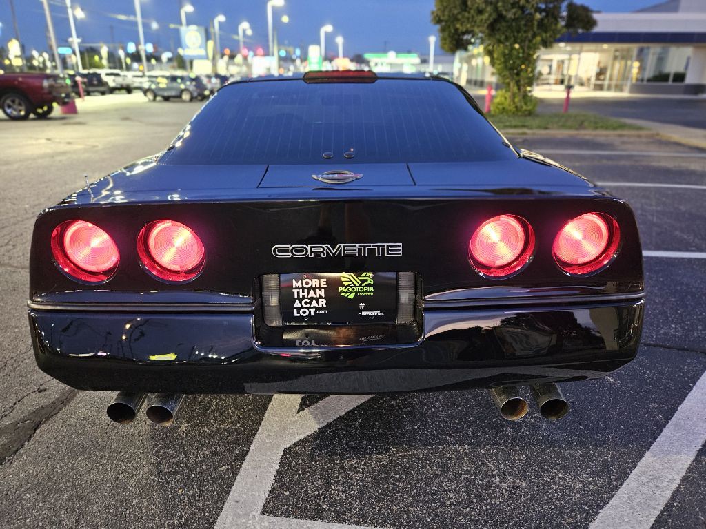 1987 Chevrolet Corvette Image 8