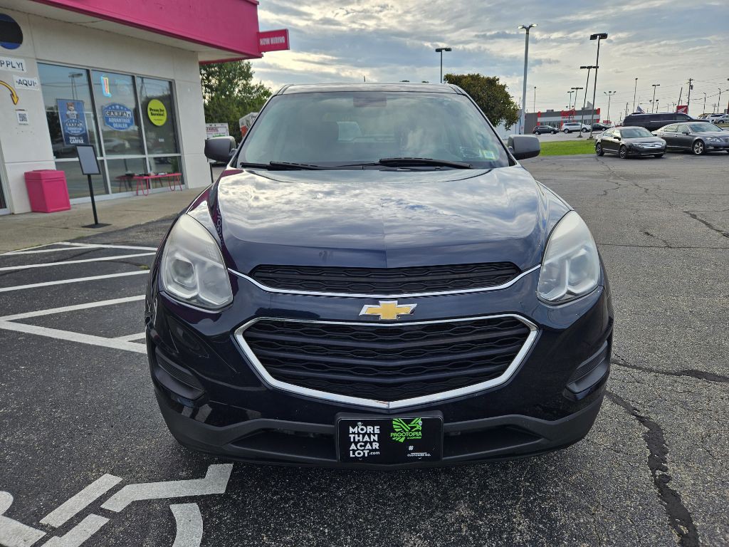 2017 Chevrolet Equinox Image 2