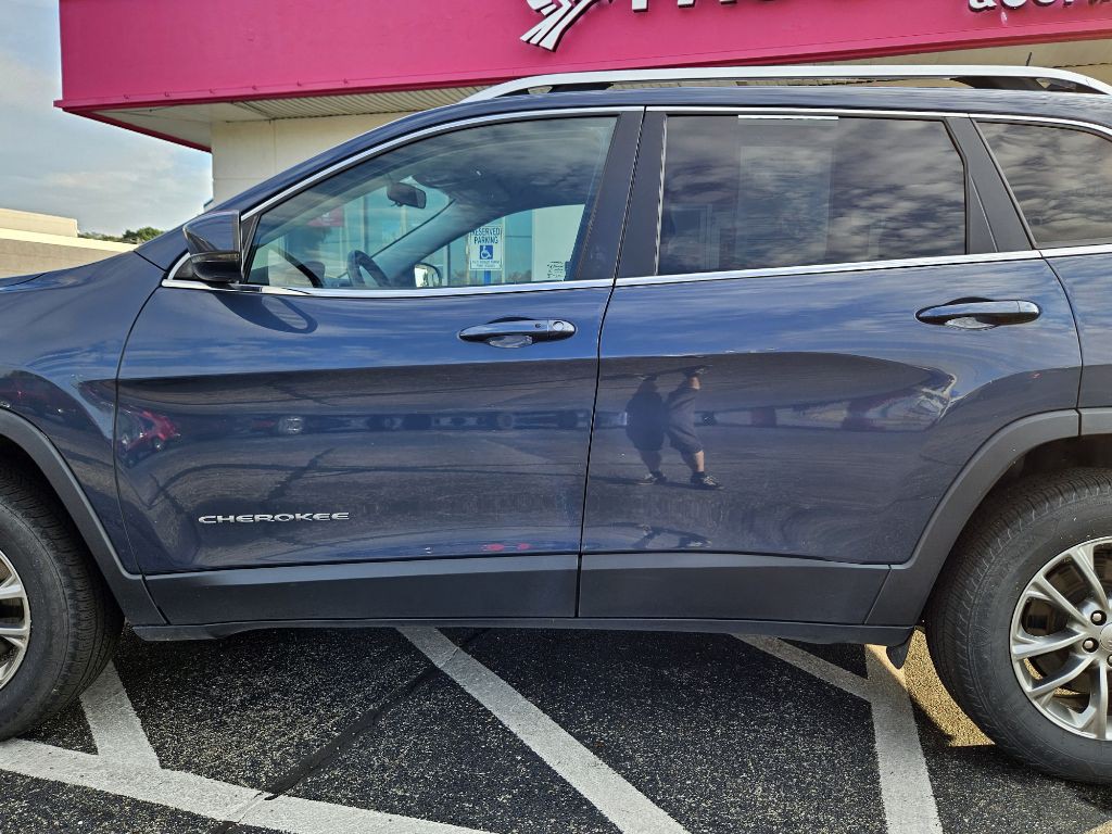 2020 Jeep Cherokee Image 22