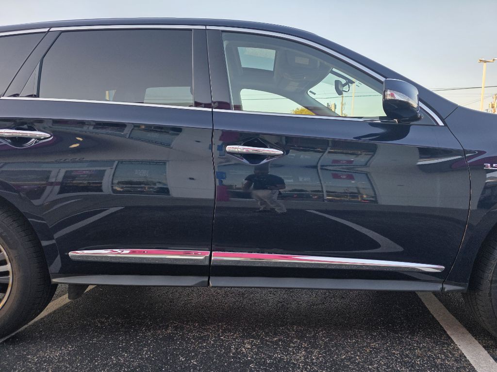 2018 INFINITI QX60 Image 7