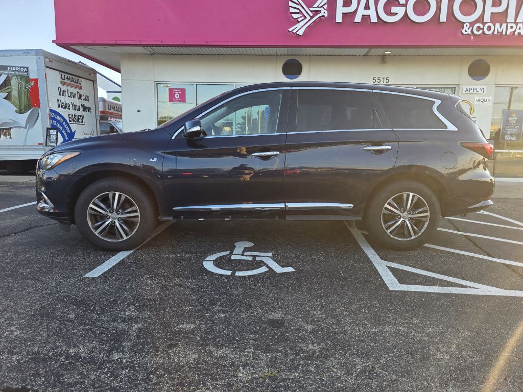2018 INFINITI QX60 Image 17