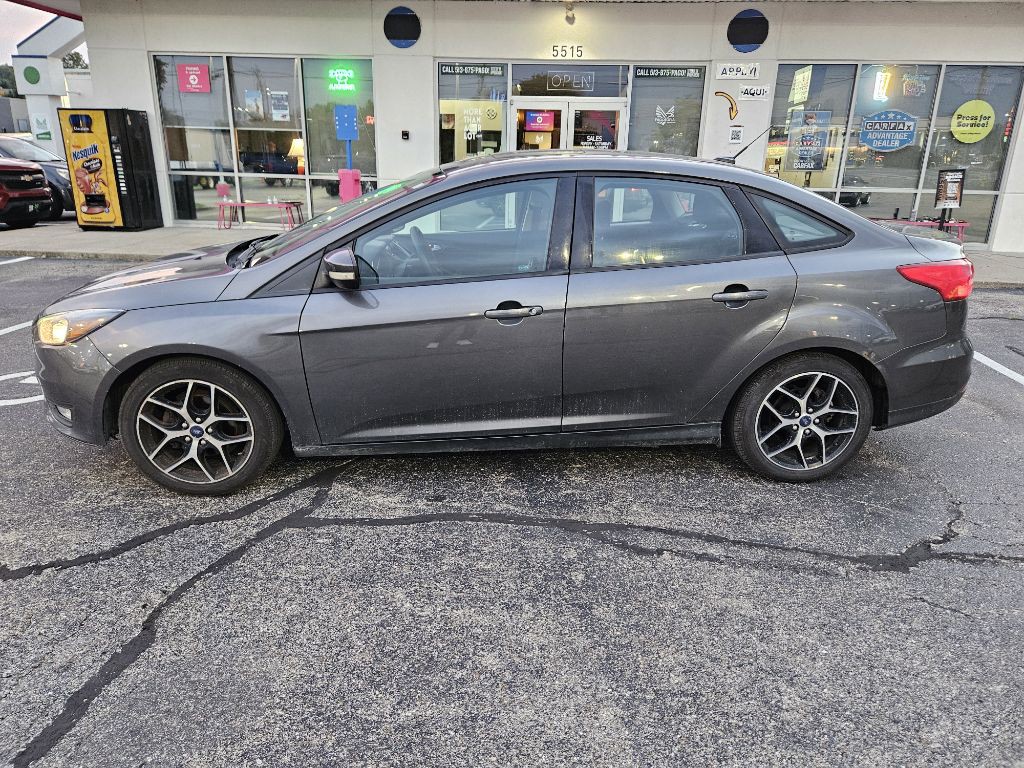 2017 Ford Focus Image 37