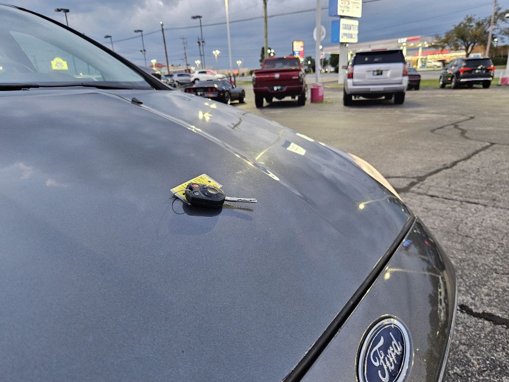 2017 Ford Focus Image 38