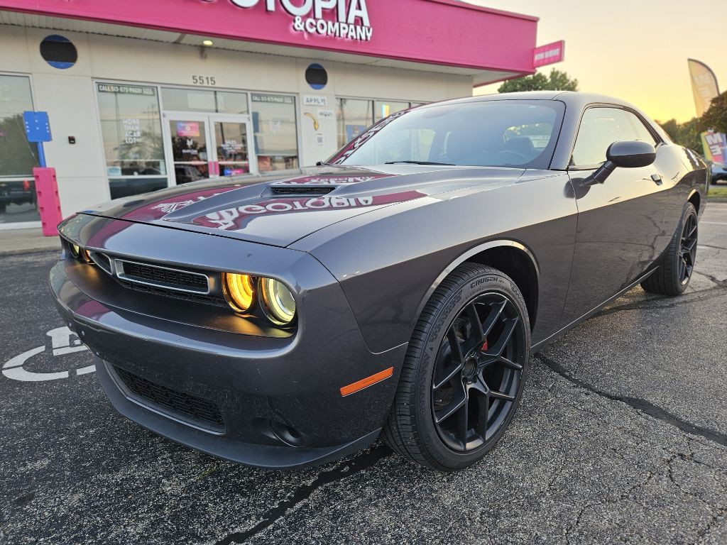 2016 Dodge Challenger Image 22