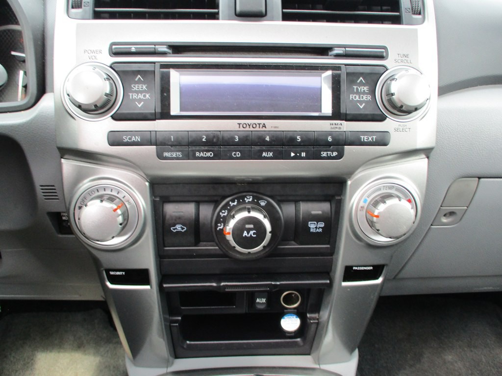 2011 Toyota 4Runner Image 9