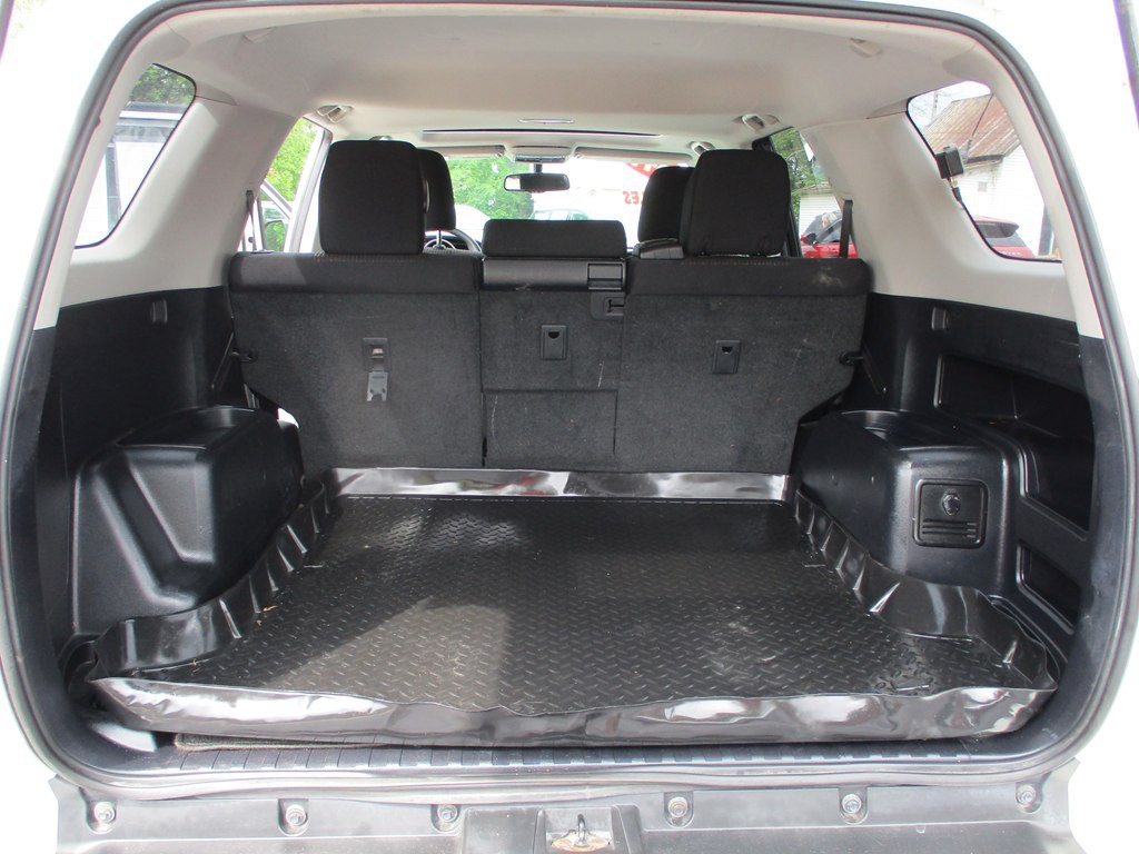 2011 Toyota 4Runner Image 14