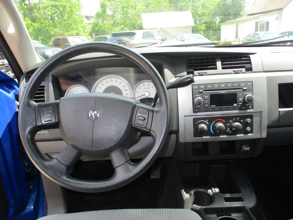 2008 Dodge Dakota Image 9