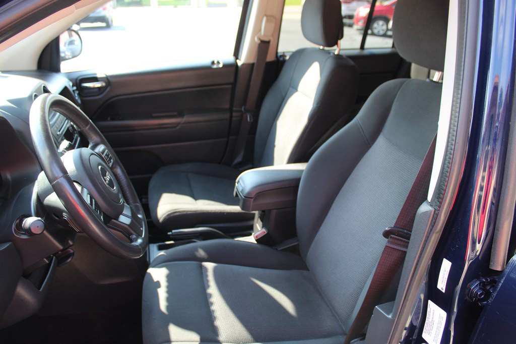 2013 Jeep Compass Image 12
