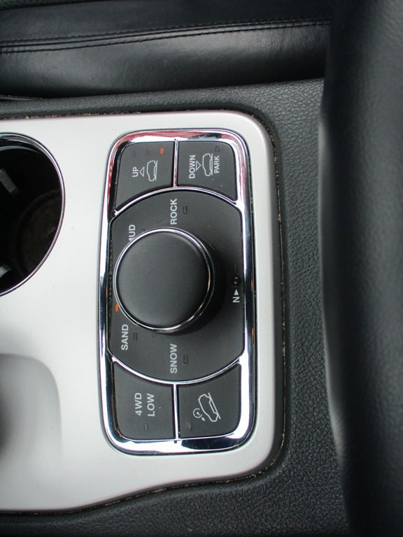 2015 Jeep Grand Cherokee Image 13