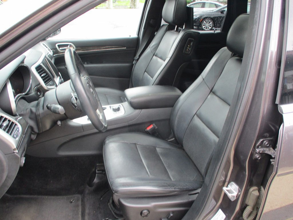 2015 Jeep Grand Cherokee Image 16