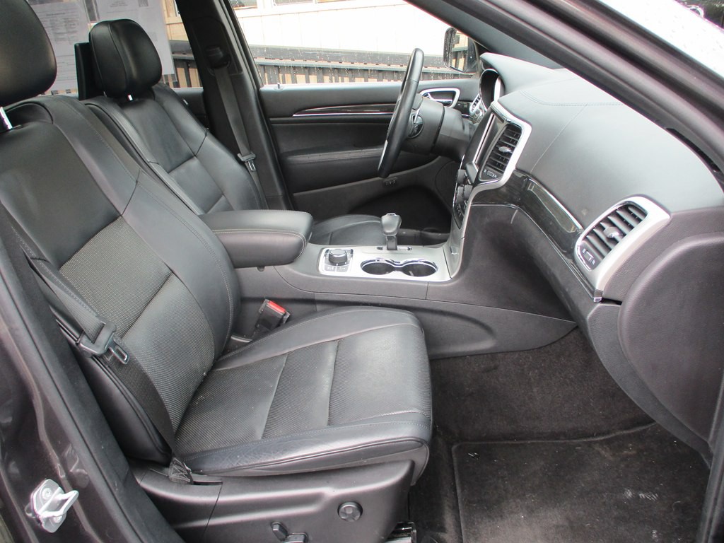 2015 Jeep Grand Cherokee Image 17