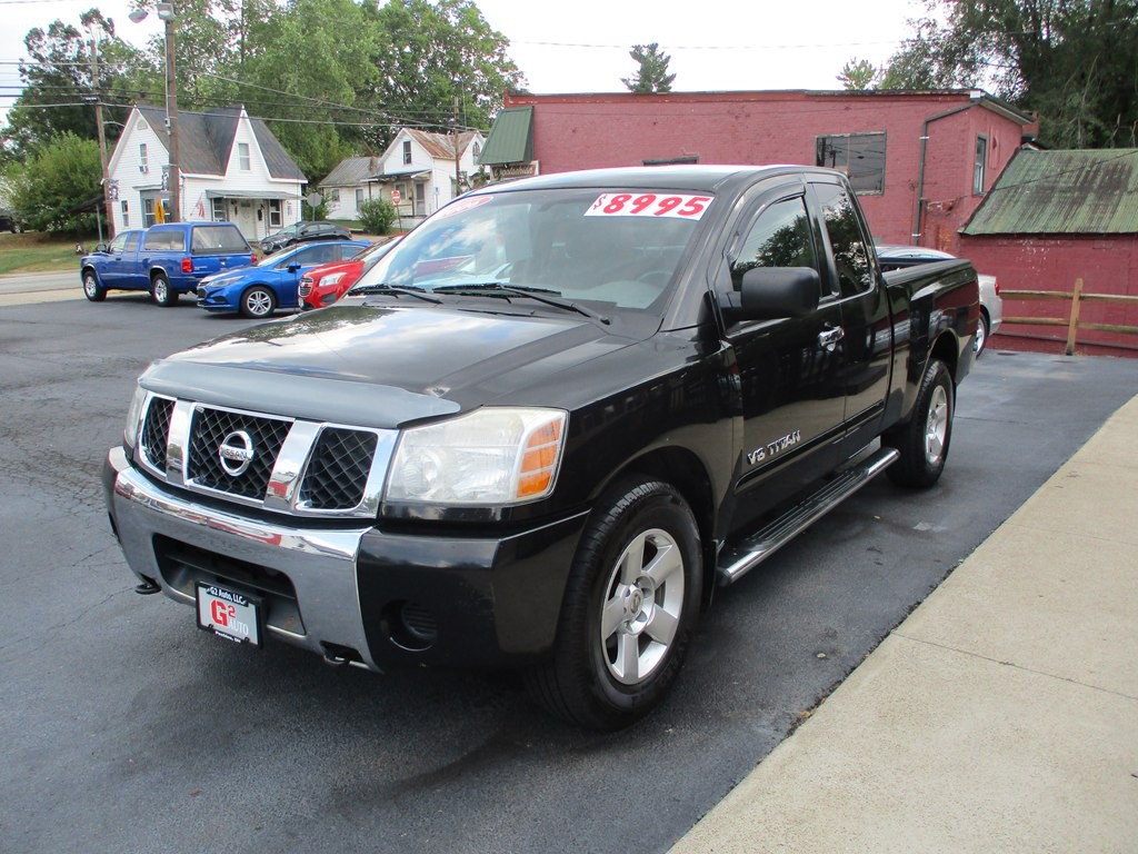 2006 Nissan Titan Image 2