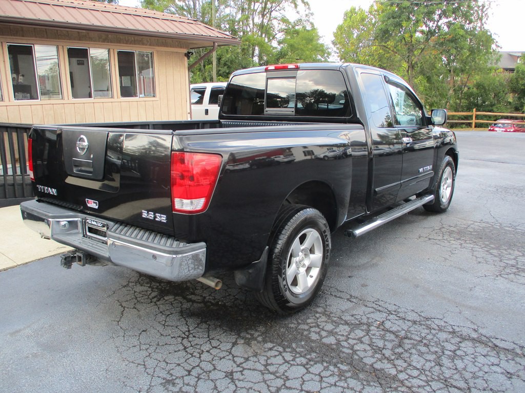 2006 Nissan Titan Image 4