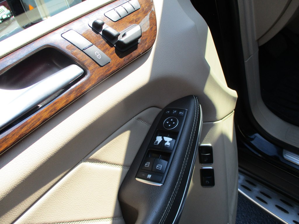 2014 Mercedes-Benz GL-Class Image 11