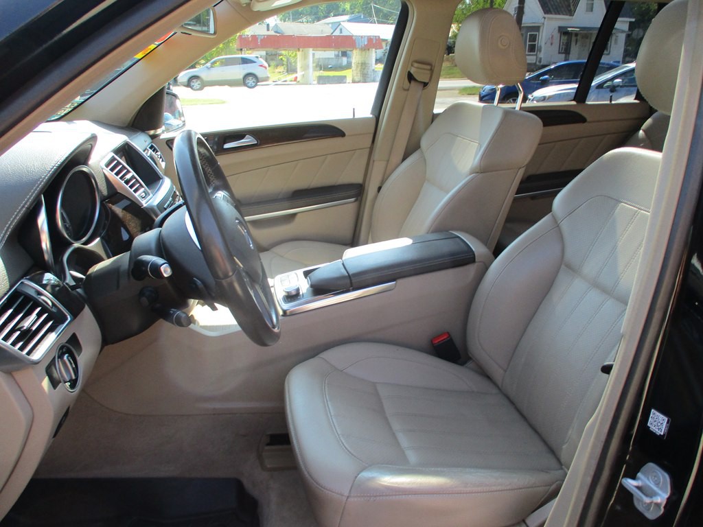 2014 Mercedes-Benz GL-Class Image 12