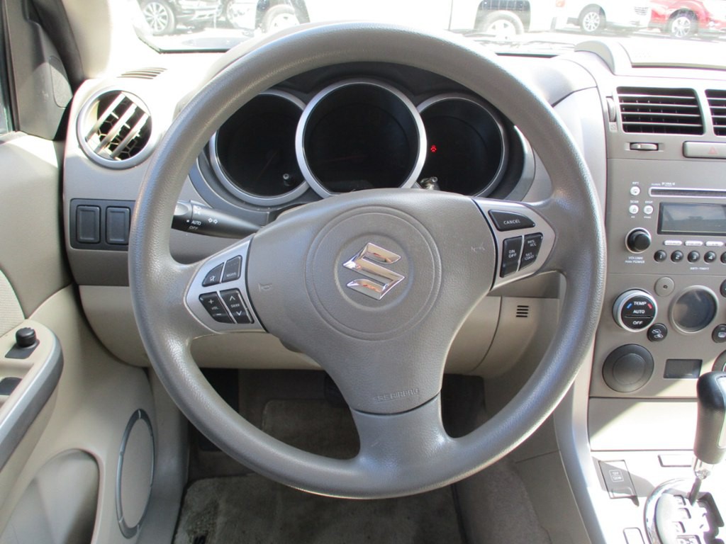 2012 Suzuki Grand Vitara Image 10