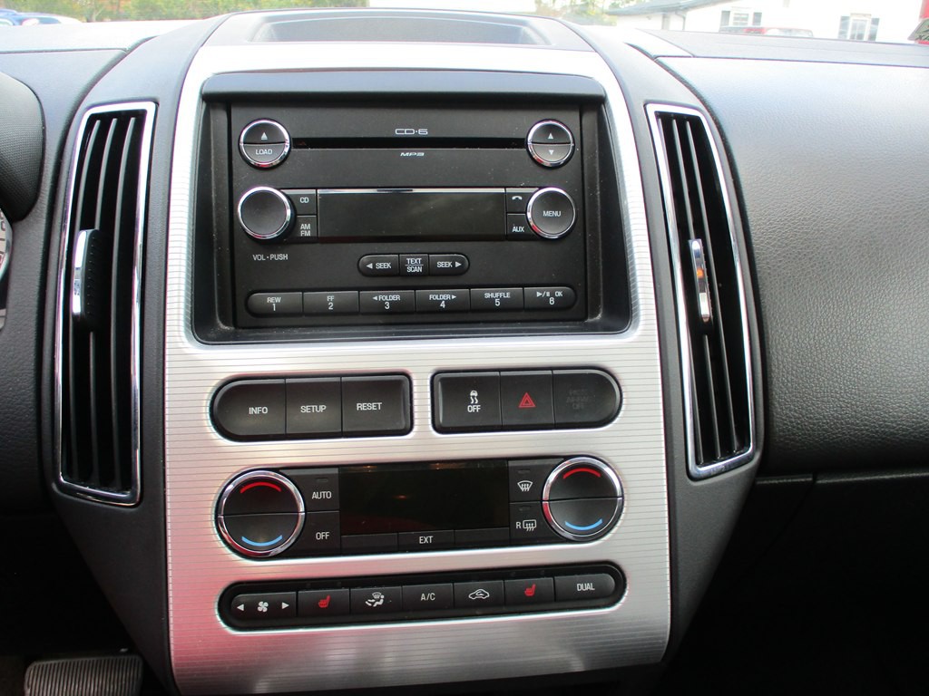 2010 Ford Edge Image 11