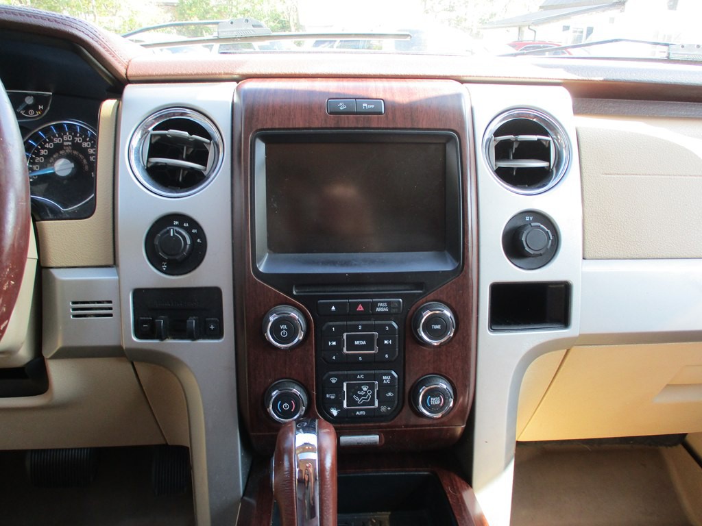 2013 Ford F-150 Image 9