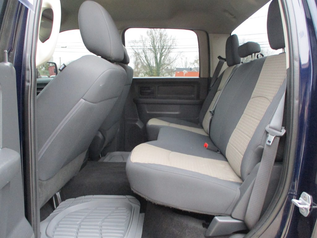 2012 Dodge Ram 1500 Image 12