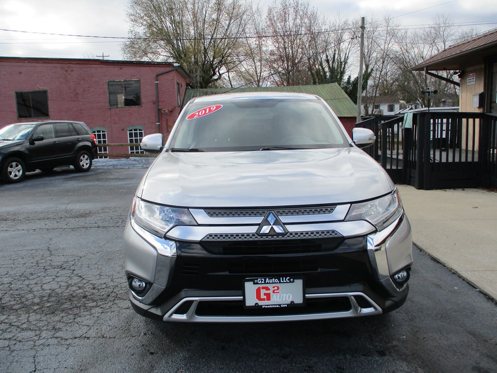 2019 Mitsubishi Outlander Image 5