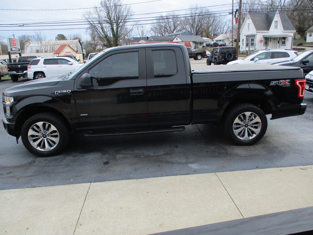 2017 Ford F-150 Image 8