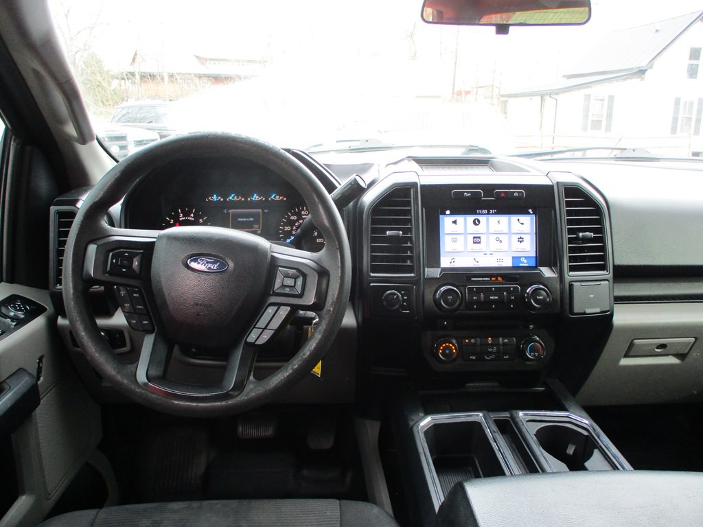 2017 Ford F-150 Image 9