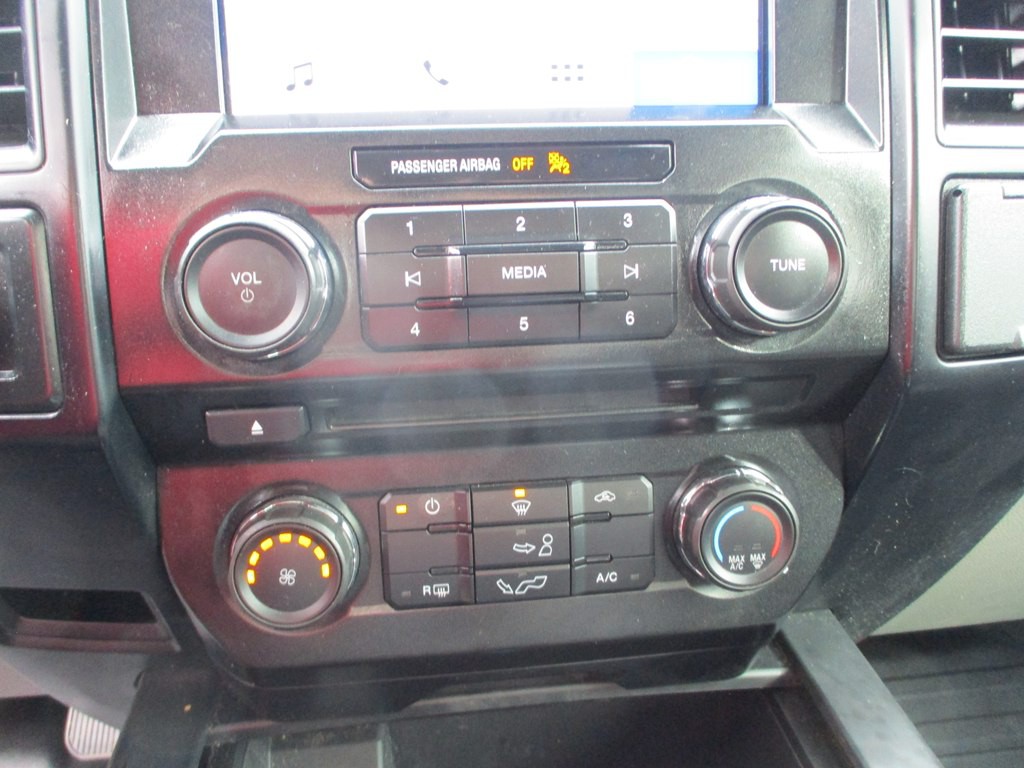 2017 Ford F-150 Image 12