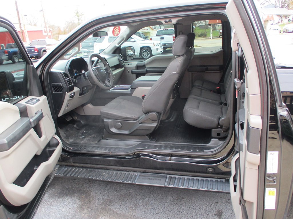 2017 Ford F-150 Image 18