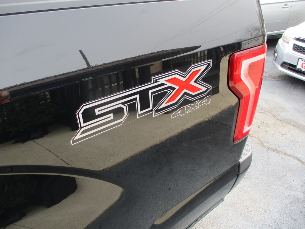 2017 Ford F-150 Image 19