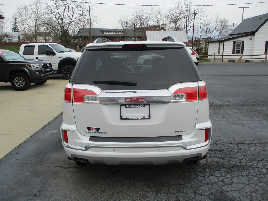 2017 GMC Terrain Image 6