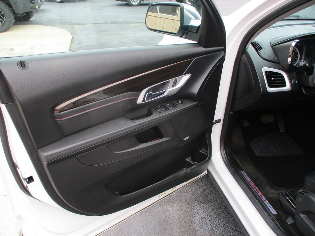 2017 GMC Terrain Image 13