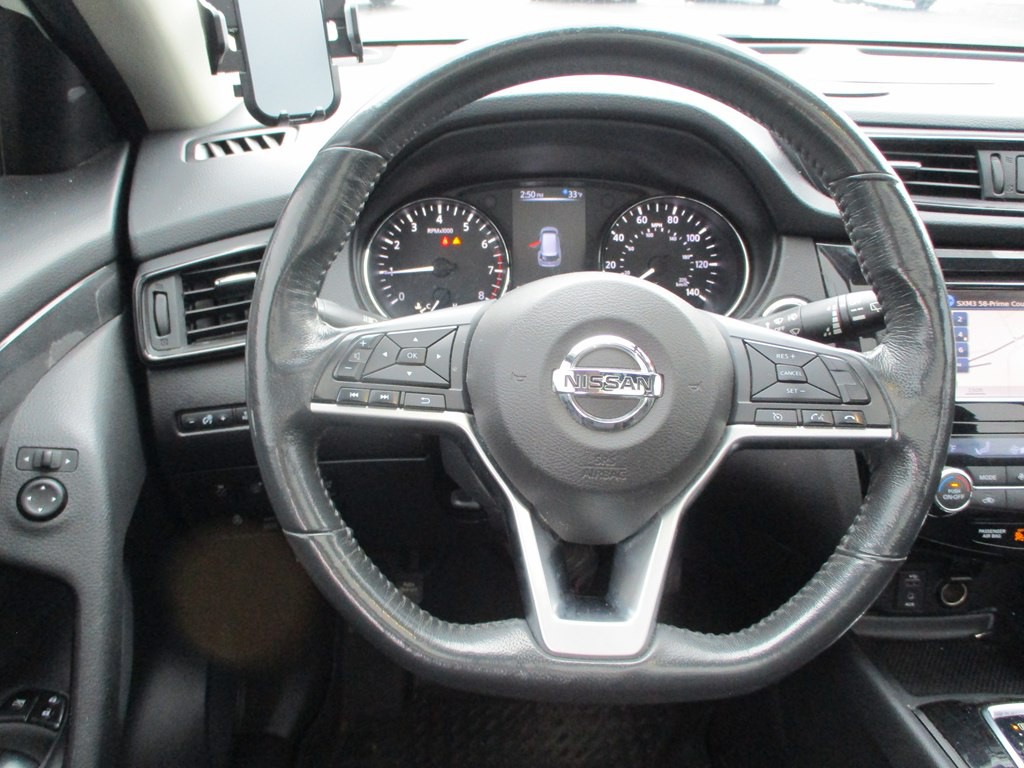 2017 Nissan Rogue Image 11