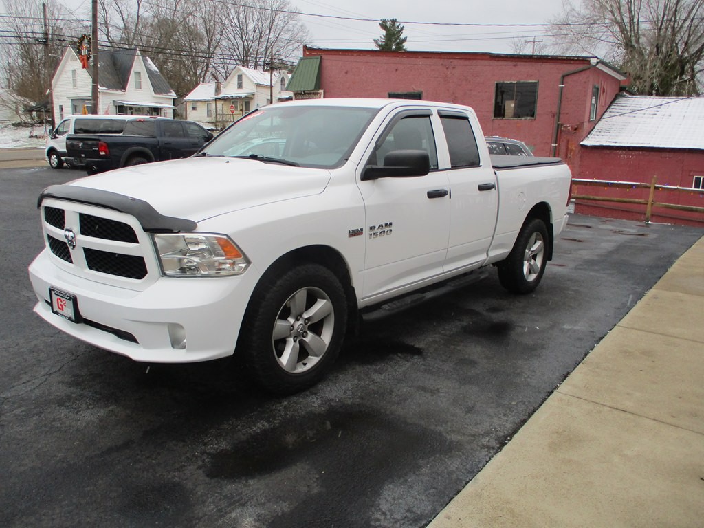 2016 RAM 1500 Image 2