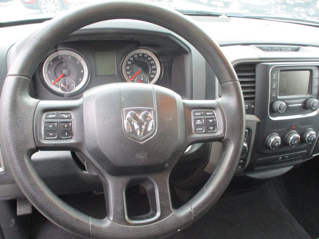 2016 RAM 1500 Image 10