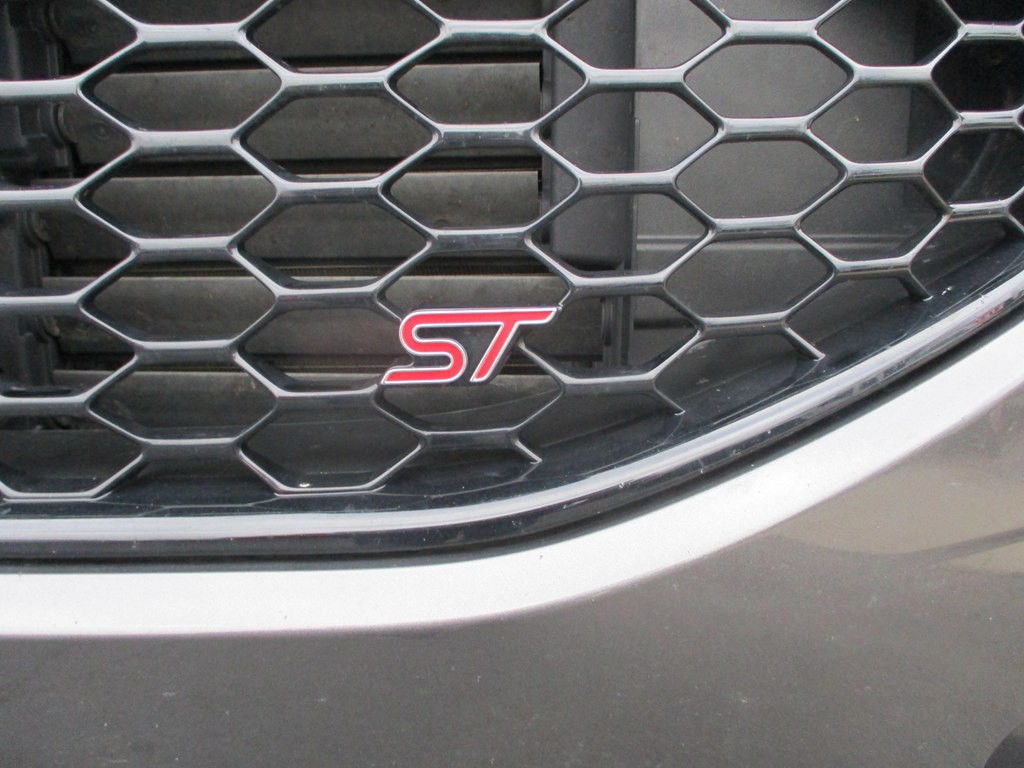 2019 Ford Edge Image 6