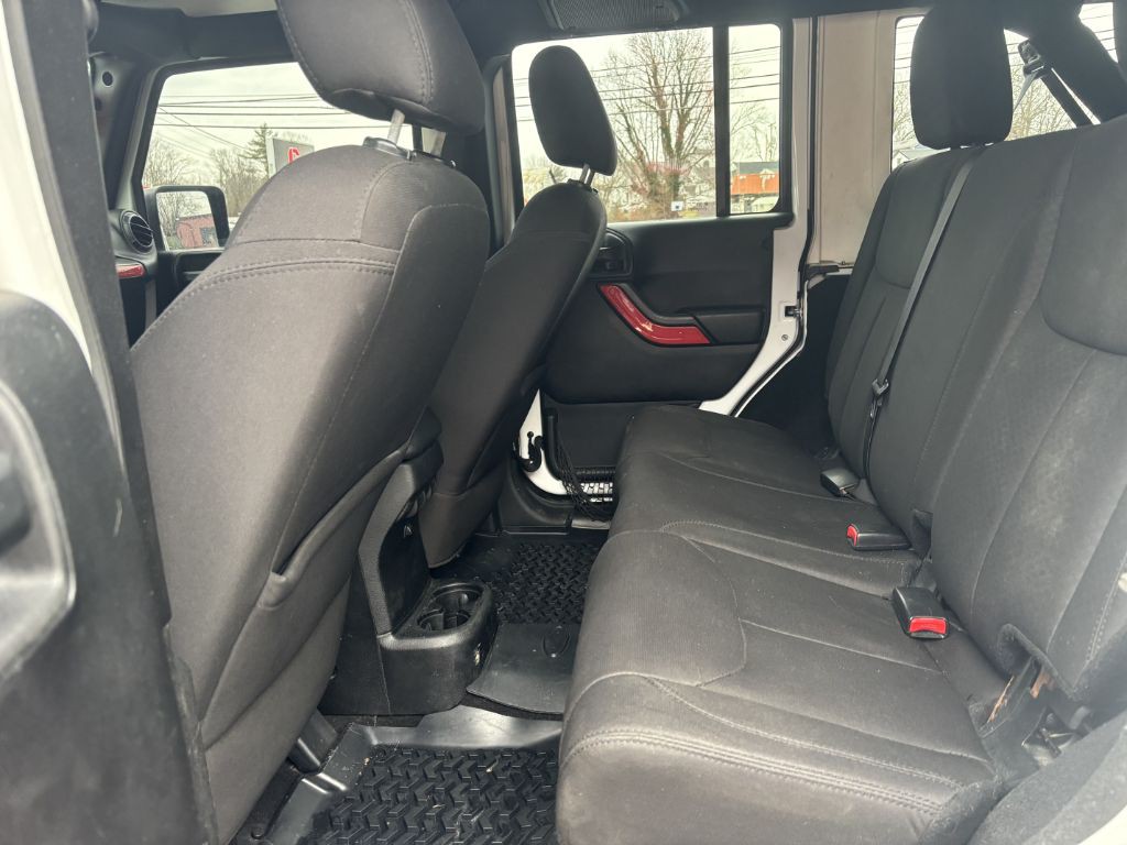 2015 Jeep Wrangler Unlimited Image 11