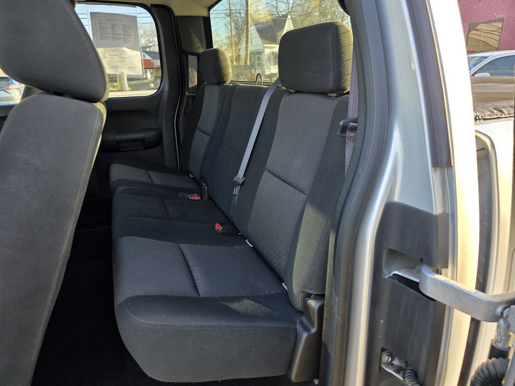 2012 Chevrolet Silverado 1500 Image 13