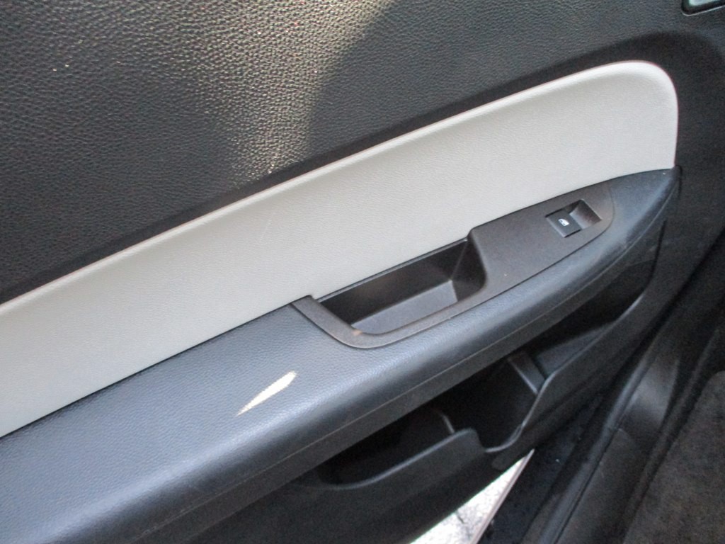 2015 Chevrolet Equinox Image 11