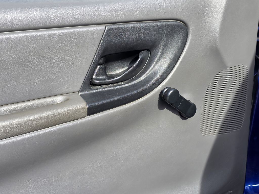 2003 Ford Ranger Image 10