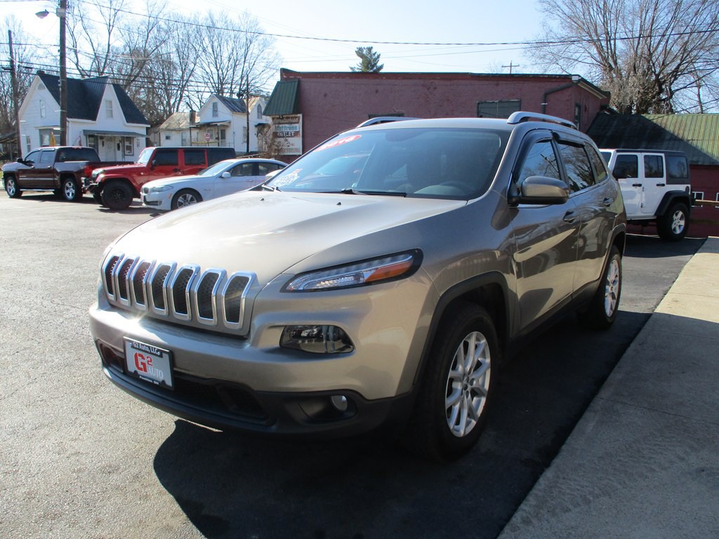 2016 Jeep Cherokee Image 2