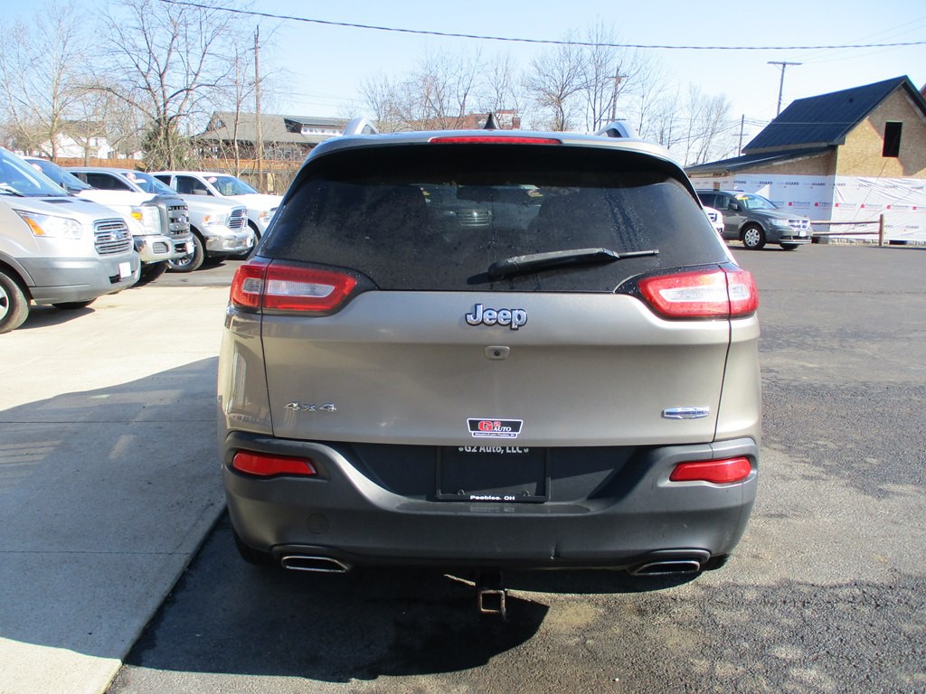 2016 Jeep Cherokee Image 6