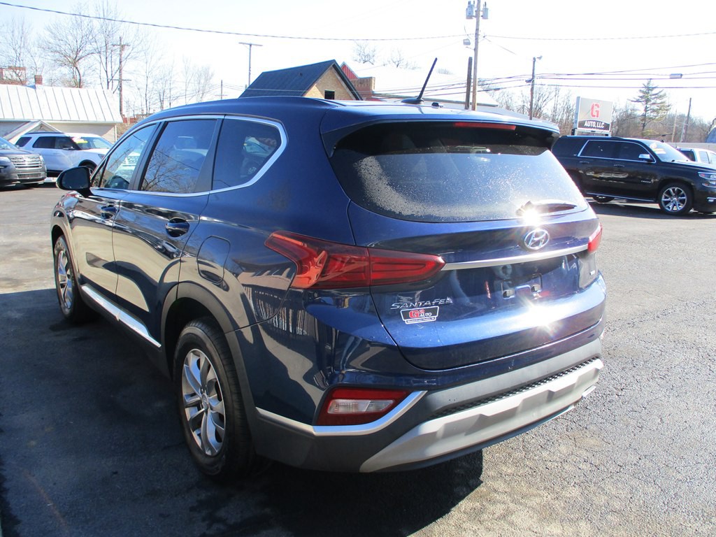 2019 Hyundai Santa Fe Image 4
