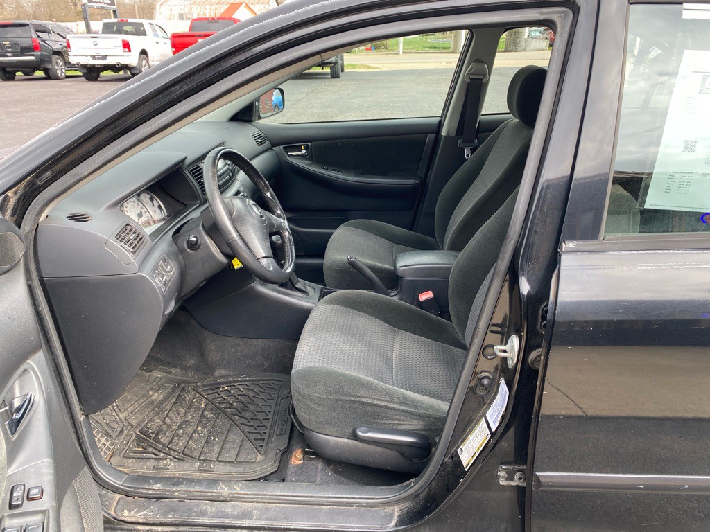 2005 Toyota Corolla Image 8