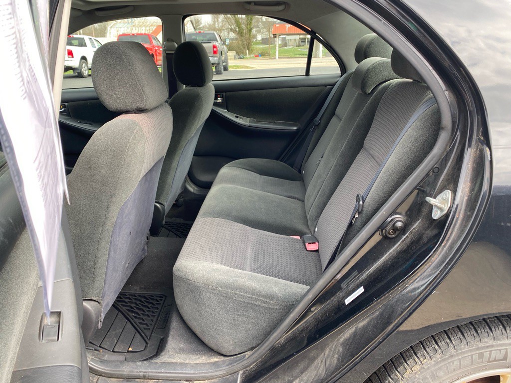 2005 Toyota Corolla Image 10