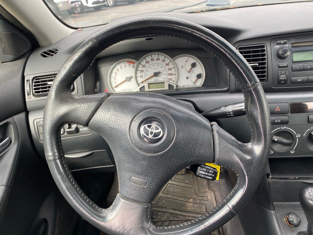 2005 Toyota Corolla Image 13