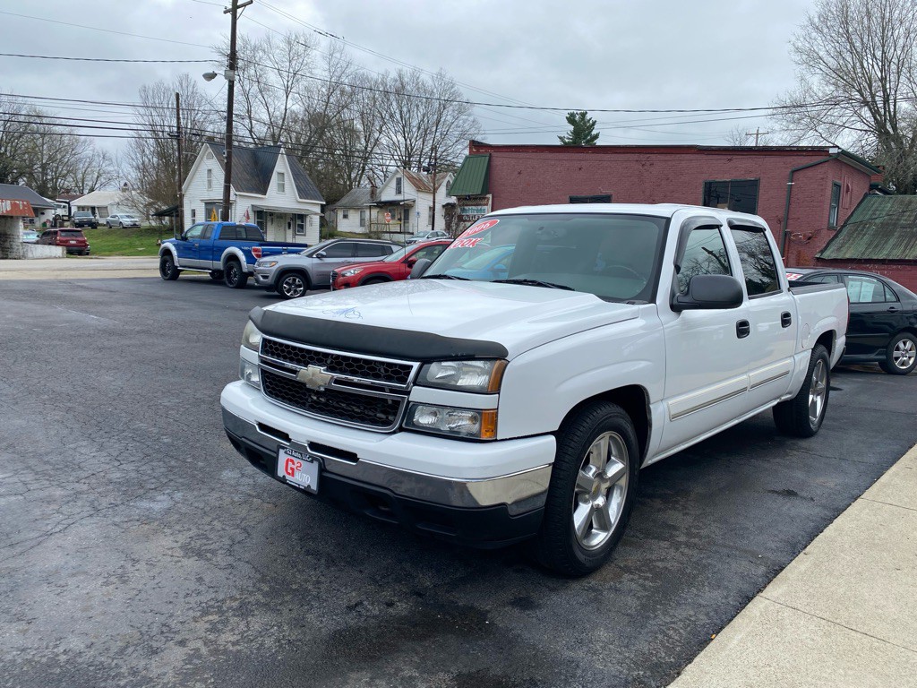 2006 Chevrolet Silverado 1500 Image 2